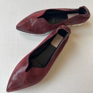 AGL Women's Maroon Textured Flats